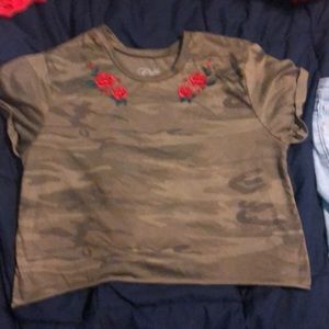 cropped tee-shirt
